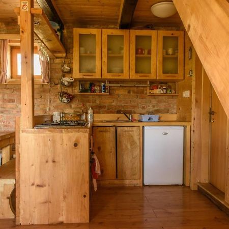 Wooden House Near The River Kupa Kamanje Exterior photo